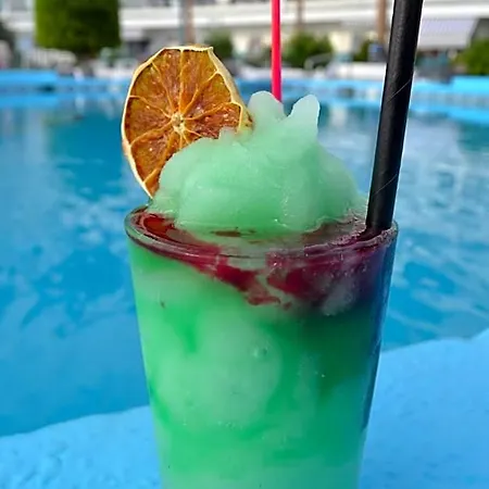 Aparthotel Garden Atlantis En Club Atlantis 3*